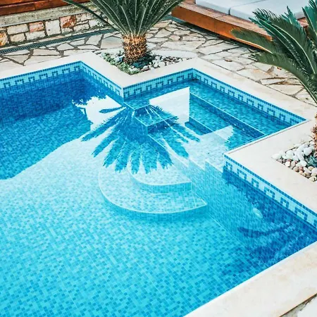 The Interior Design Mirrors Its Traditional Character Mimizan-Plage